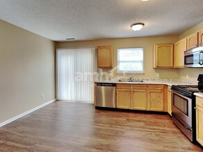10382 Fairmont Ln in Indianapolis, IN - Building Photo - Building Photo