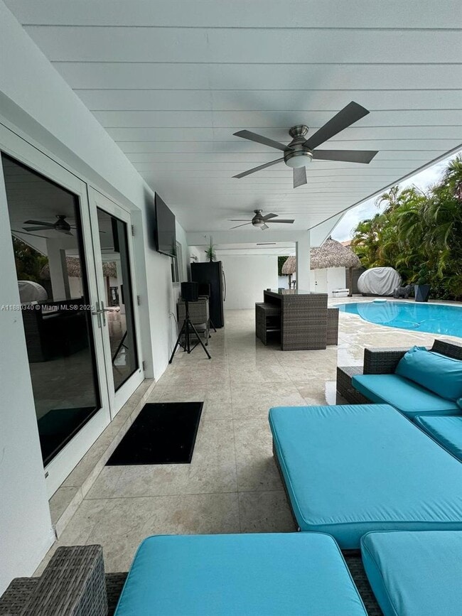 41 NW 136th Ct in Miami, FL - Foto de edificio - Building Photo