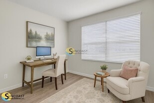 6529 Sweetbay Ln, Unit 6529202 in Jacksonville, FL - Building Photo