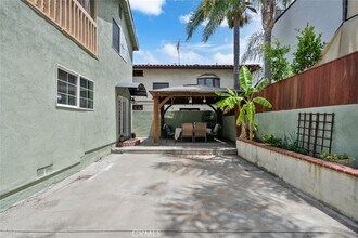 13934 Magnolia Blvd in Los Angeles, CA - Building Photo - Building Photo