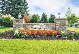7541 Vinewood Ct N in Osseo, MN - Building Photo - Building Photo