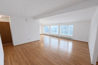 1813 Taylor Ave N in Seattle, WA - Building Photo - Building Photo