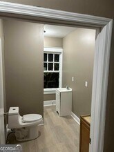 1049 Birch St in Macon, GA - Building Photo - Building Photo