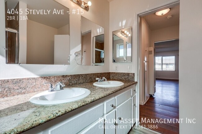 4045 Stevely Ave in Los Angeles, CA - Foto de edificio - Building Photo