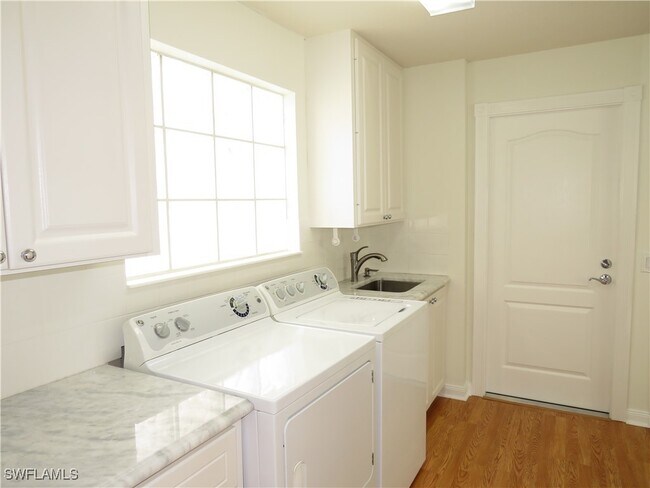 property at 4235 Redonda Ln