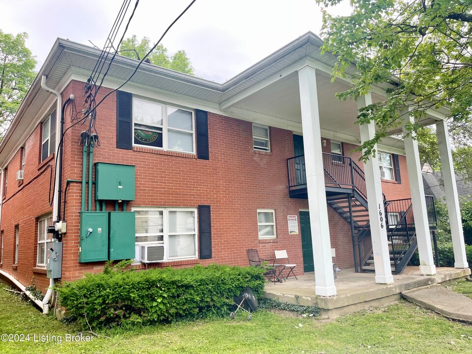 1606 Lucia Ave-Unit -6 in Louisville, KY - Foto de edificio