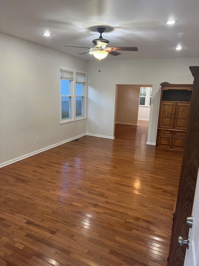 903 E Watauga Ave in Johnson City, TN - Building Photo - Building Photo