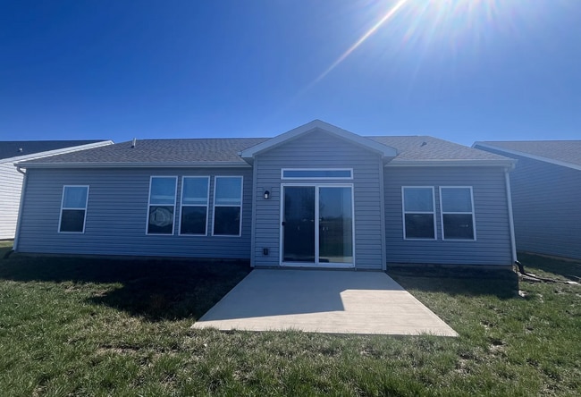6084 Shale Crescent Dr in West Lafayette, IN - Building Photo - Building Photo