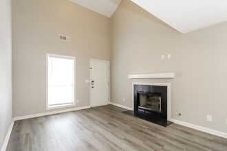 406 Rankin Ct in Woodstock, GA - Building Photo - Building Photo