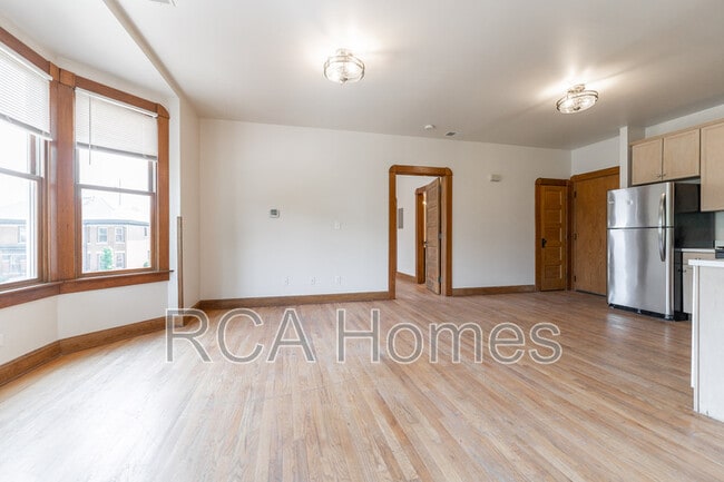 243 E 11th St in Indianapolis, IN - Building Photo - Building Photo