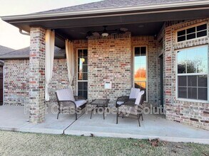 17416 White Hawk Dr in Edmond, OK - Building Photo - Building Photo