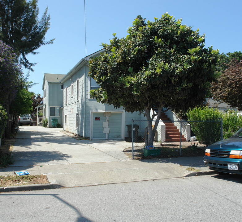 131-133 N Fremont St in San Mateo, CA - Building Photo