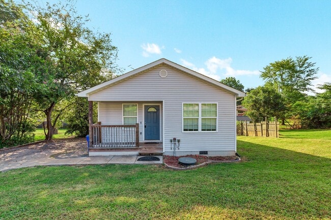 219 W Watt St in Alcoa, TN - Building Photo - Building Photo