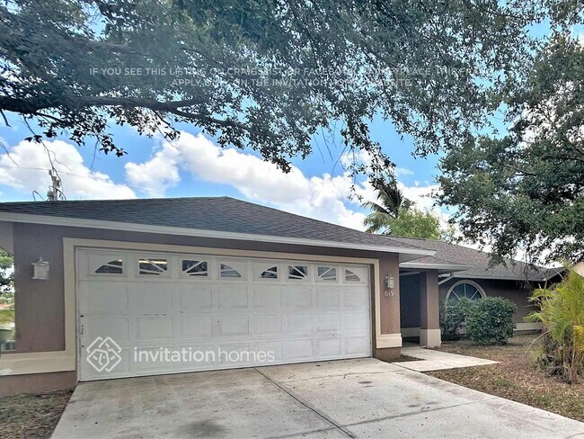619 SE 18th St in Cape Coral, FL - Foto de edificio - Building Photo