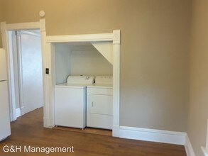 240 E Rice St in Owatonna, MN - Building Photo - Building Photo