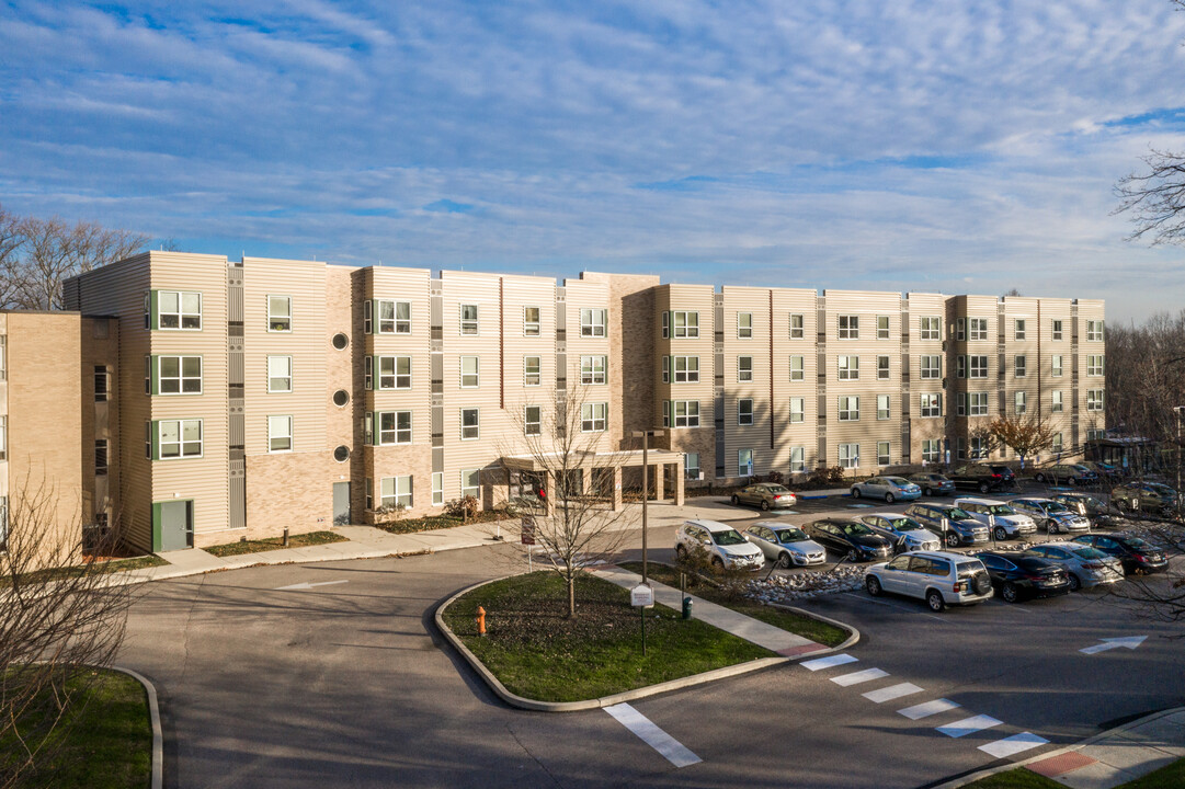 Mission Green in Jenkintown, PA - Building Photo