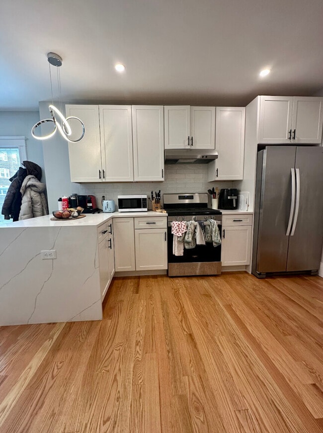 101 Kilsyth Rd, Unit 3