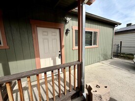 1835 Desna St in Reno, NV - Building Photo