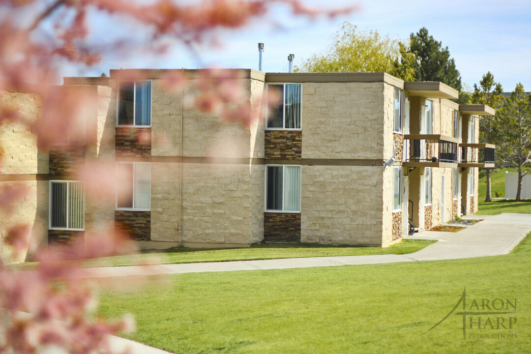 Aspen Village in Rexburg, ID - Building Photo