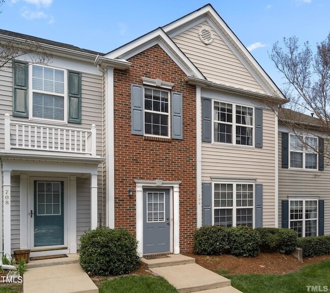 property at 706 Canyon Lake Cir