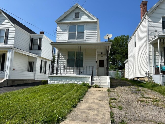 property at 1944 Elm Ave