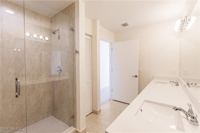 property at 15901 Pointe Cir