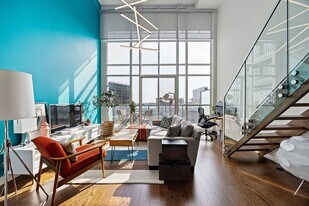 5 Hanna Ave in Toronto, ON - Building Photo