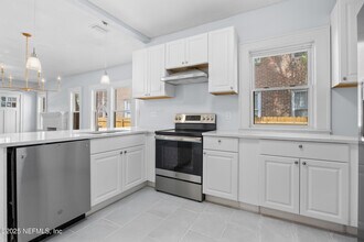 131 Cottage Ave in Jacksonville, FL - Building Photo - Building Photo
