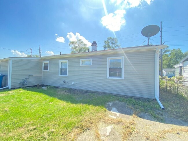4060 W 21st Ave in Gary, IN - Building Photo - Building Photo