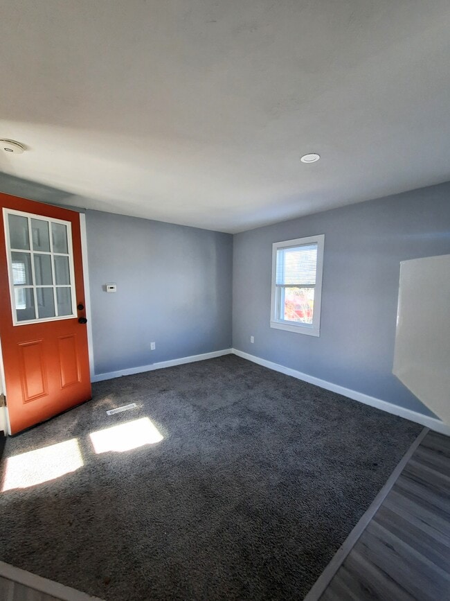 8 Stoney Beach Rd, Unit 2 in Hull, MA - Building Photo - Building Photo