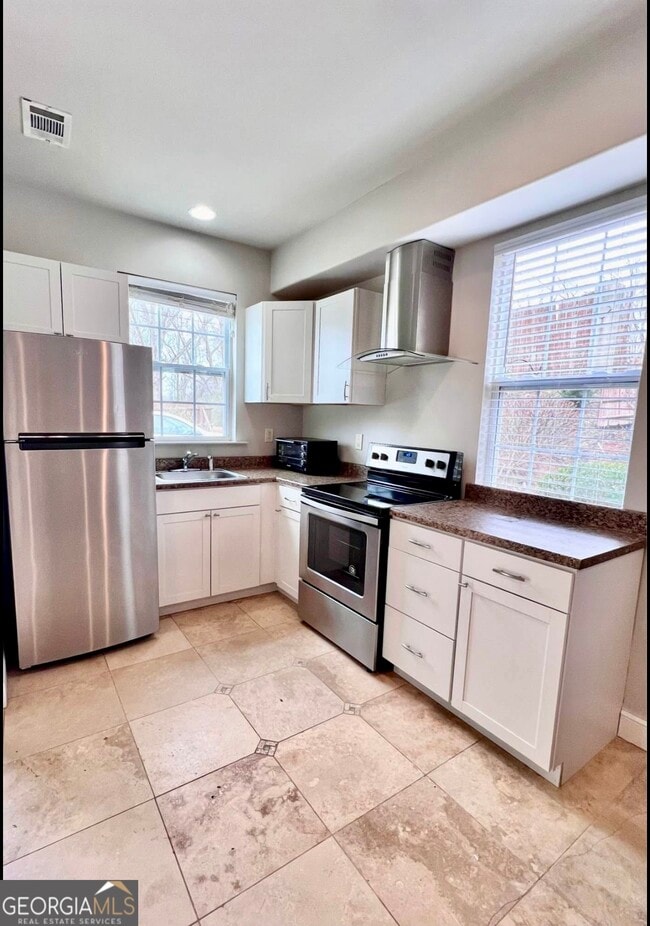 4236 E Cherokee Dr in Canton, GA - Building Photo - Building Photo