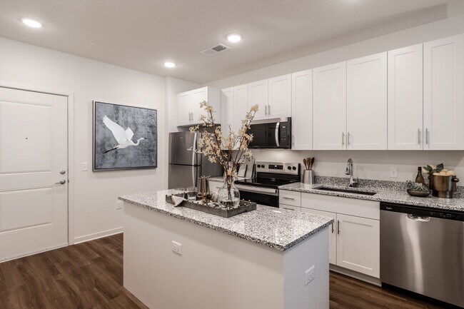 Altera Conner Park in Land O Lakes, FL - Building Photo - Interior Photo
