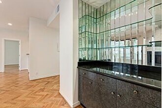 1140 Alta Loma Rd in West Hollywood, CA - Building Photo - Building Photo