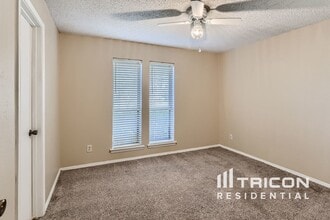 1322 E Spring Valley Rd in Richardson, TX - Building Photo - Building Photo