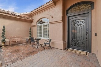 1909 E Coral Tree Dr in Gilbert, AZ - Building Photo - Building Photo