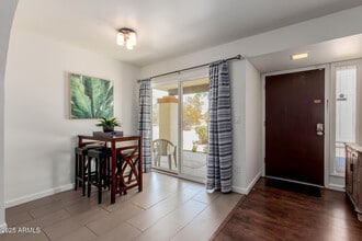 811 E Eugie Ave in Phoenix, AZ - Building Photo - Building Photo