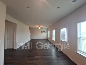 110 Foley Dr in Euharlee, GA - Building Photo - Building Photo