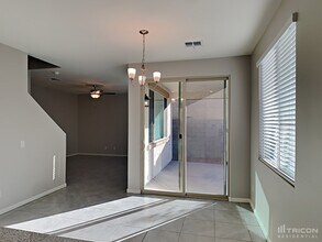 8633 E Posada Ave in Mesa, AZ - Building Photo - Building Photo