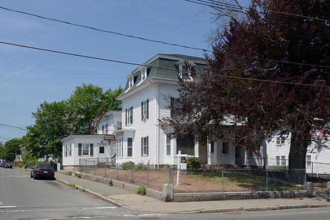 389 Main St in Brockton, MA - Building Photo - Primary Photo