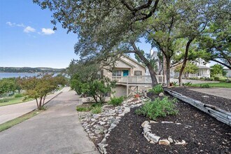 504 Lakeshore Cir in Lago Vista, TX - Building Photo - Building Photo