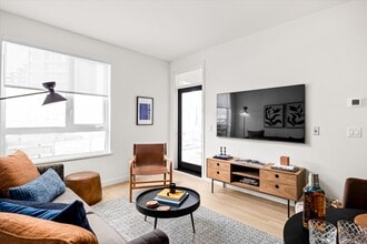 Kovo in Kelowna, BC - Building Photo - Building Photo