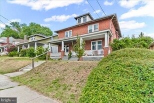 509 Nutt Rd in Phoenixville, PA - Building Photo