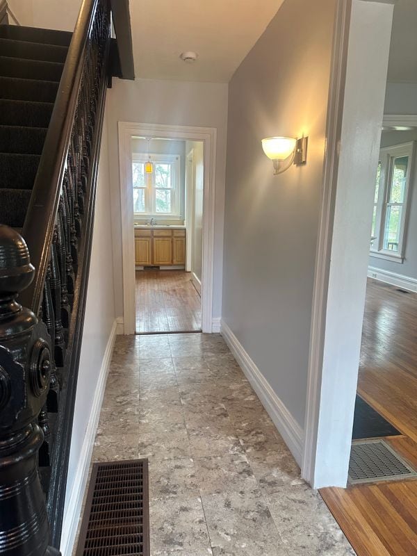 15-17 Westlake Avenue, #17 in Auburn, NY - Building Photo - Building Photo