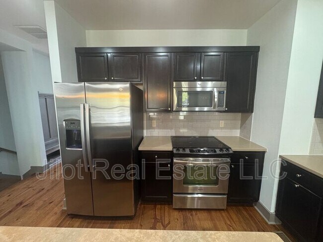 1806 DeKalb Ave NE in Atlanta, GA - Building Photo - Building Photo