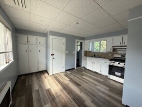 63 Whitman St, Unit #2 in Malden, MA - Building Photo - Building Photo