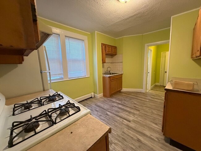 150 Orange St in Chelsea, MA - Building Photo - Building Photo