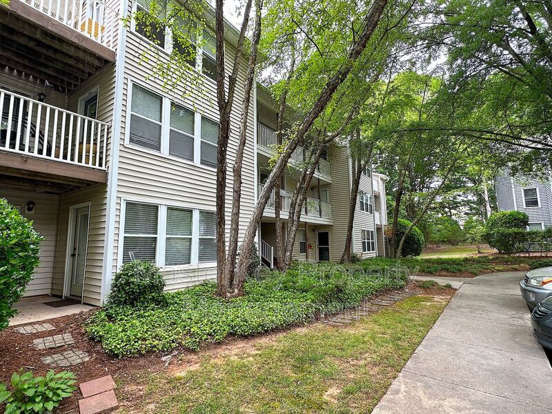 1312 Hillbrow Ln in Raleigh, NC - Building Photo
