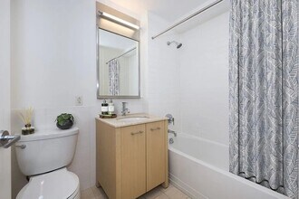 88 Leonard St in New York, NY - Building Photo - Building Photo