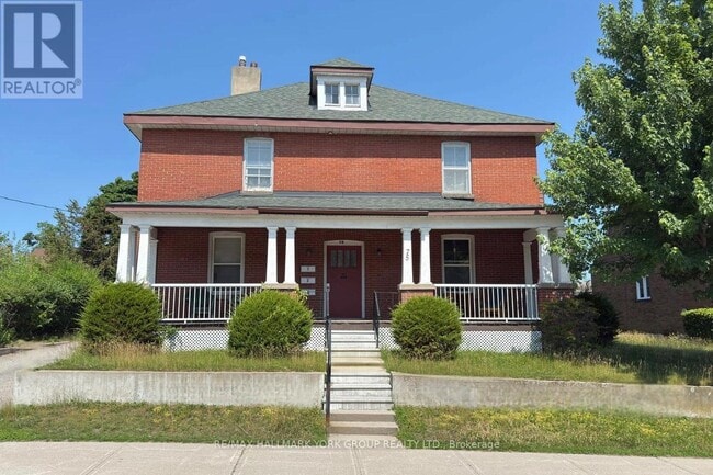 property at 75 Toronto St