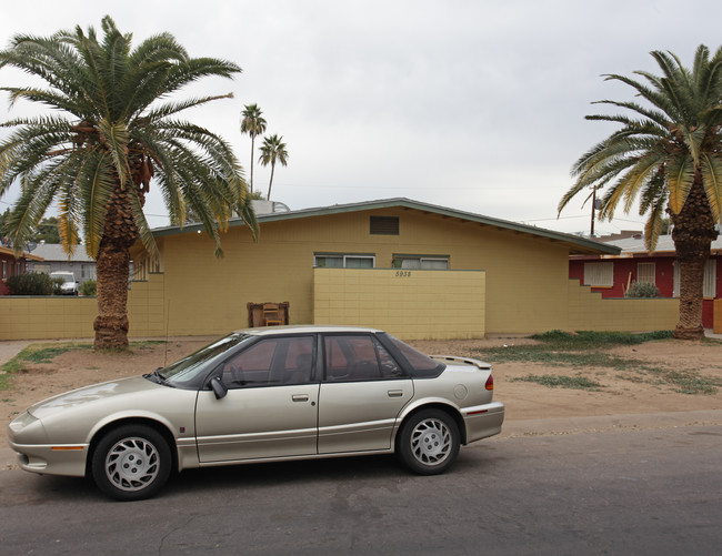 5938 W Keim Dr in Glendale, AZ - Building Photo - Building Photo